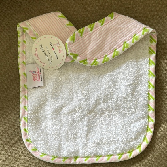 NWT Pink and Green Seersucker Baby Bib - Picture 5 of 5